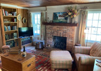 living with fireplace historic banner elk rental
